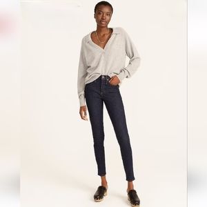 J. Crew Toothpick Mid-rise Jean in Classic Rinse Wash Size 25 NWOT